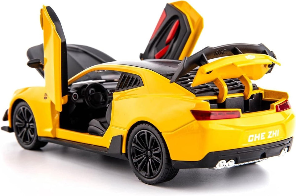 1:24 Chevrolet Camaro Diecast Car with Smoke Effect – Metal Body, Doors Open, Light & Sound
