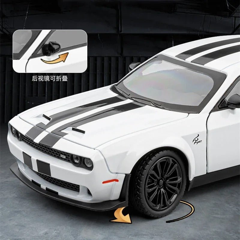 1:24 Scale Die-Cast Dodge Hellcat – High-Performance Muscle Car Collectible