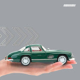 1:32 DieCast Mercedes Benz 300SL Gullwing Car with Opening Doors
