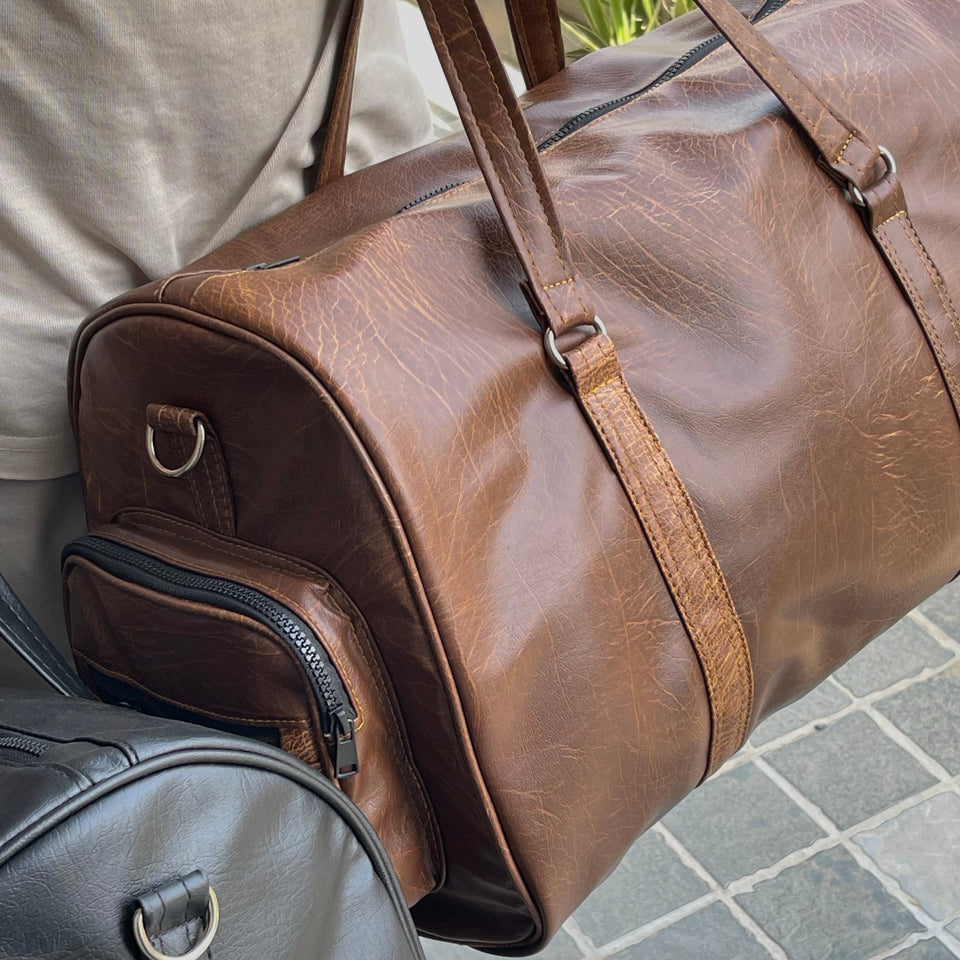 Premium Leather Duffle Bag +  🚨 Free Crossbody Bag 🔥