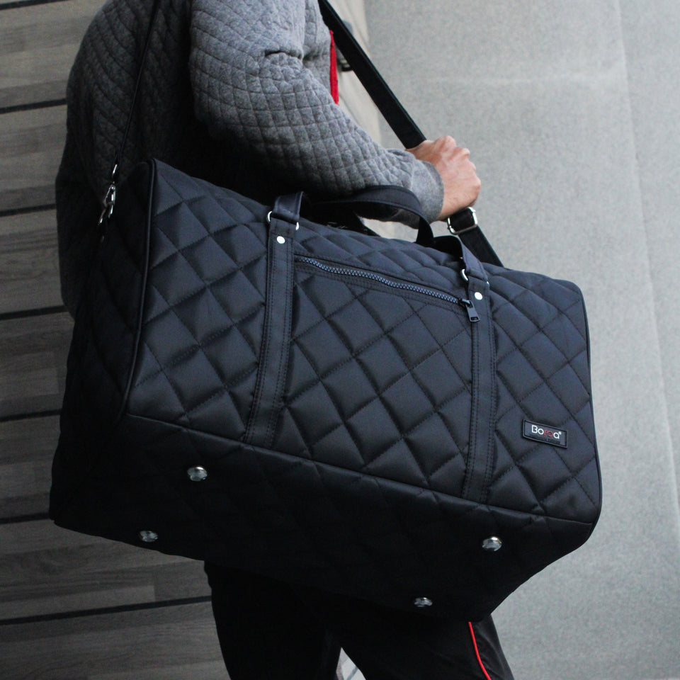 PREMIUM BLACK QUILTED DUFFLE BAG + FREE GIFT