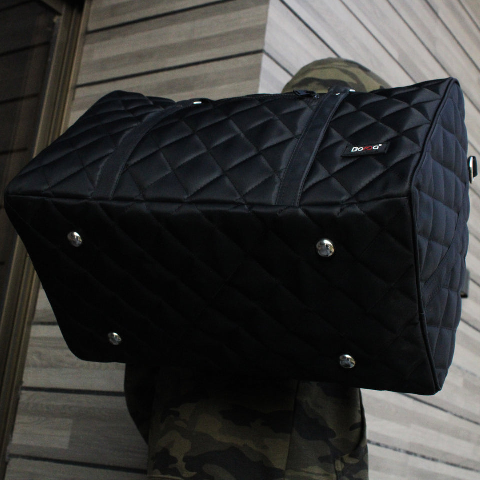 PREMIUM BLACK QUILTED DUFFLE BAG + FREE GIFT