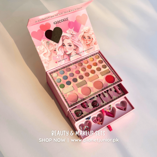 Glam Studio Layers Beauty Makeup Box