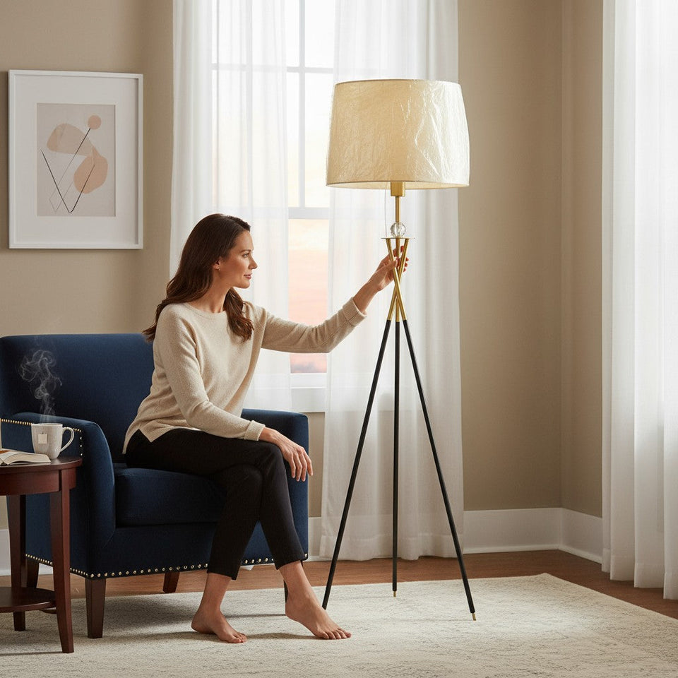 HASH-MART Lumis Arte Metallic Tripod Floor Lamp