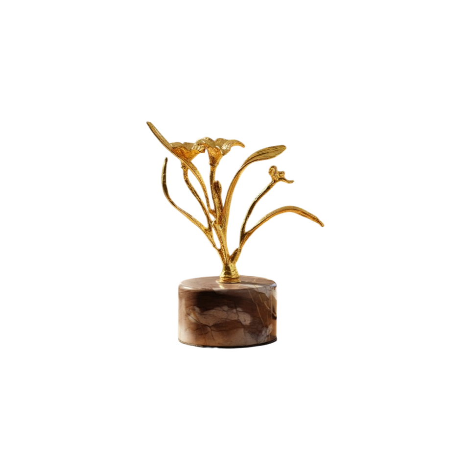 Contemporary Metal Floral Decor