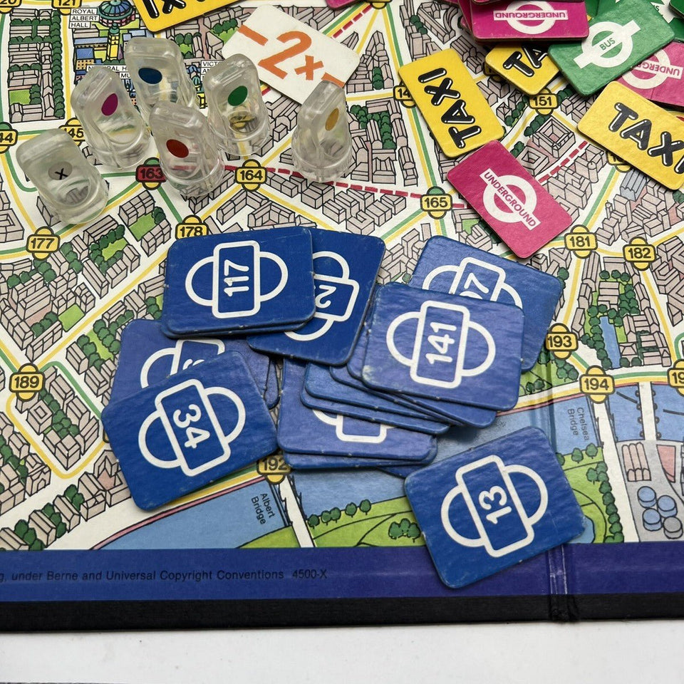 🕵️‍♂️ Scotland Yard Detective Board Game – A Classic Chase Through London!
