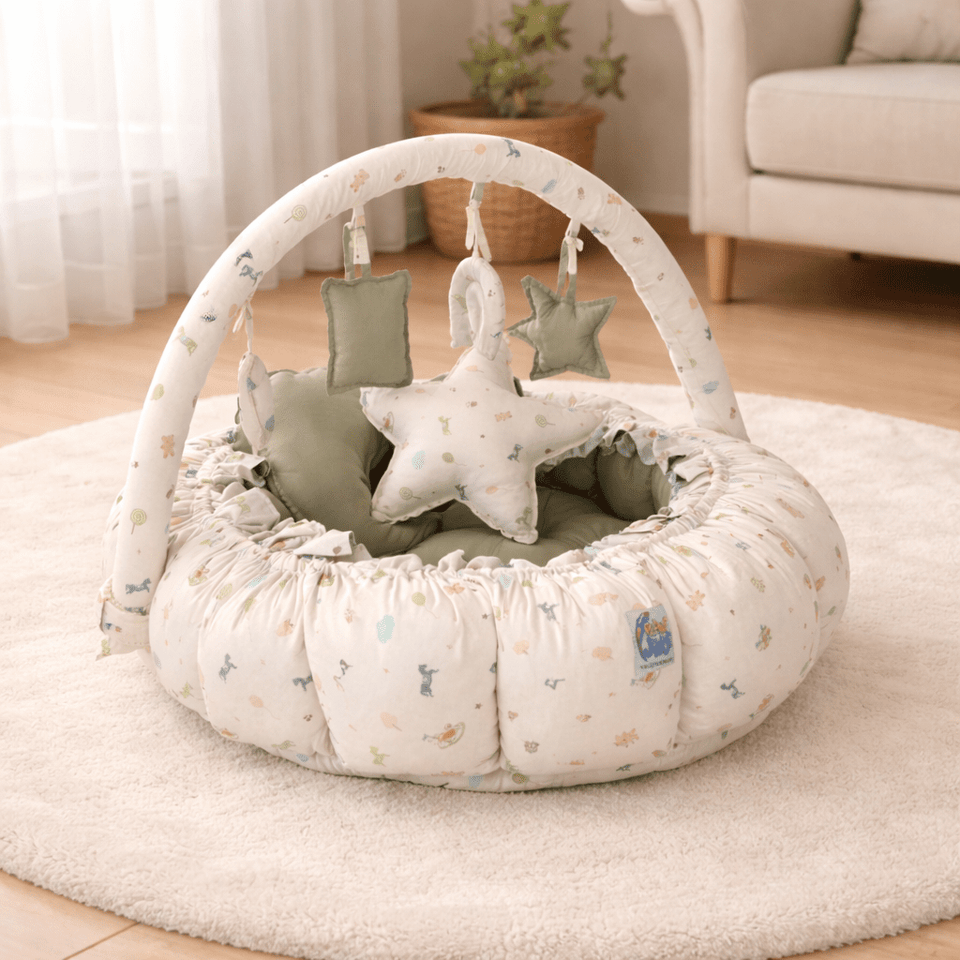Tiny Tails Garden 2-in-1 Reversible Baby Round Cot & Play Mat